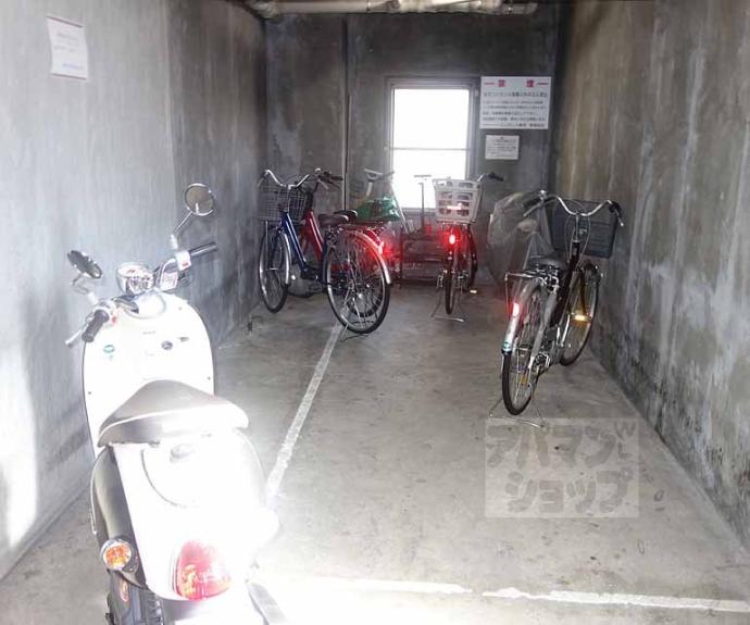 【エレガンス東寺】間取