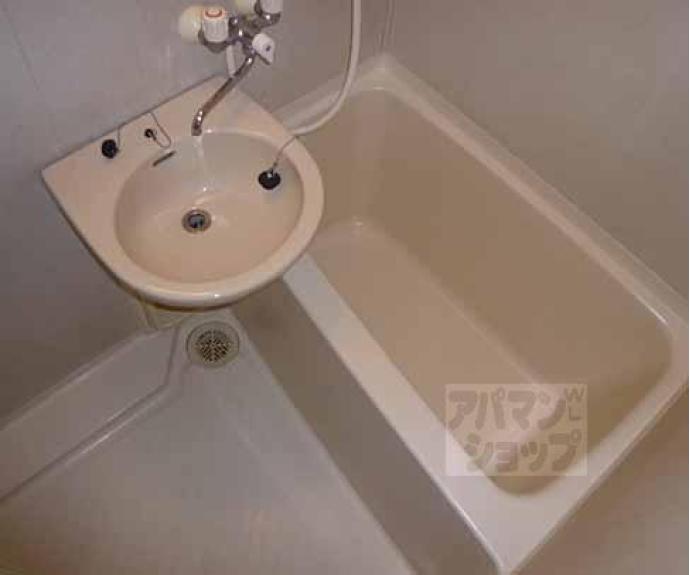 【エレガンス東寺】間取