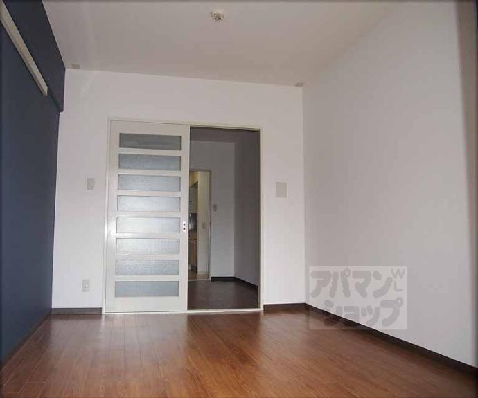 【エレガンス東寺】間取