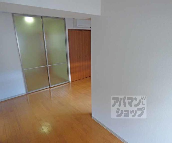 【ＣＡＬＭ三条通り】間取