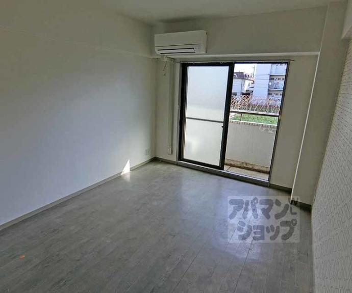 【ドラル西院】間取