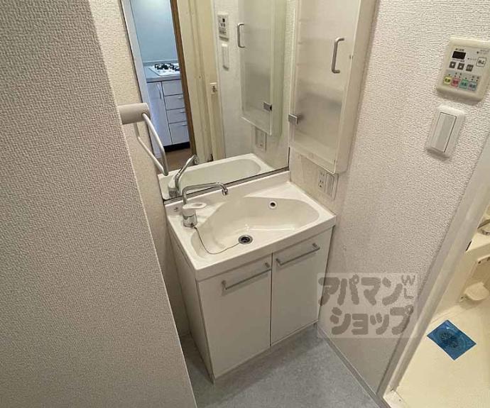 【クリスタルグランツ京都御所北】間取