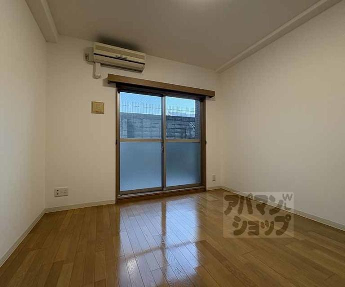 【クリスタルグランツ京都御所北】間取