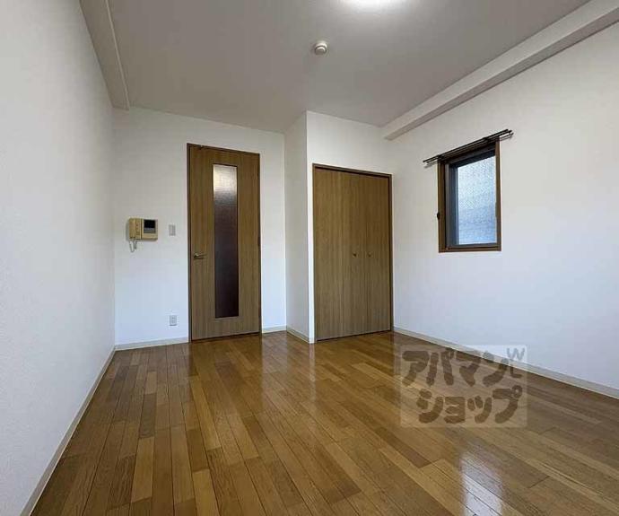 【クリスタルグランツ京都御所北】間取