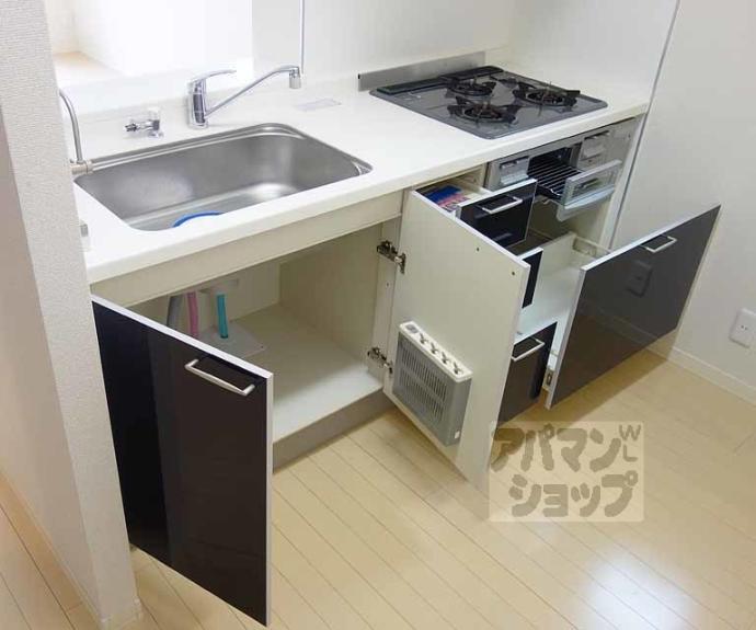 【オヴェスト　アロッジオ】間取