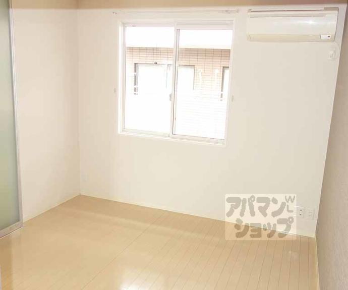 【オヴェスト　アロッジオ】間取