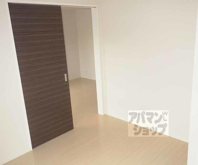 【オヴェスト　アロッジオ】間取