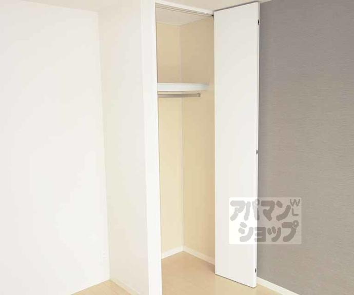 【オヴェスト　アロッジオ】間取