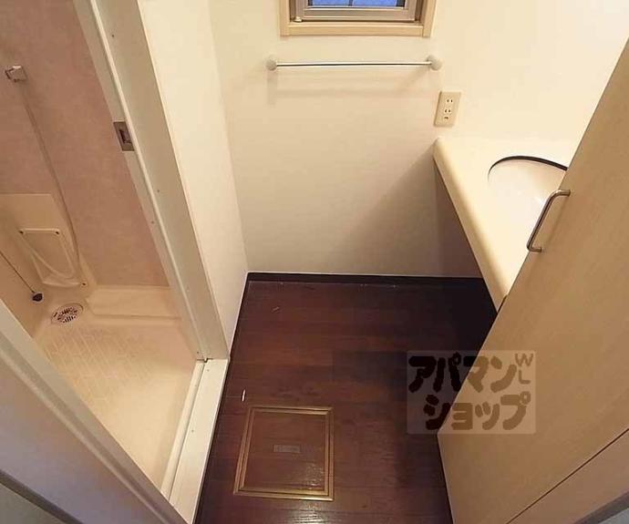 【アヴィ四条】間取