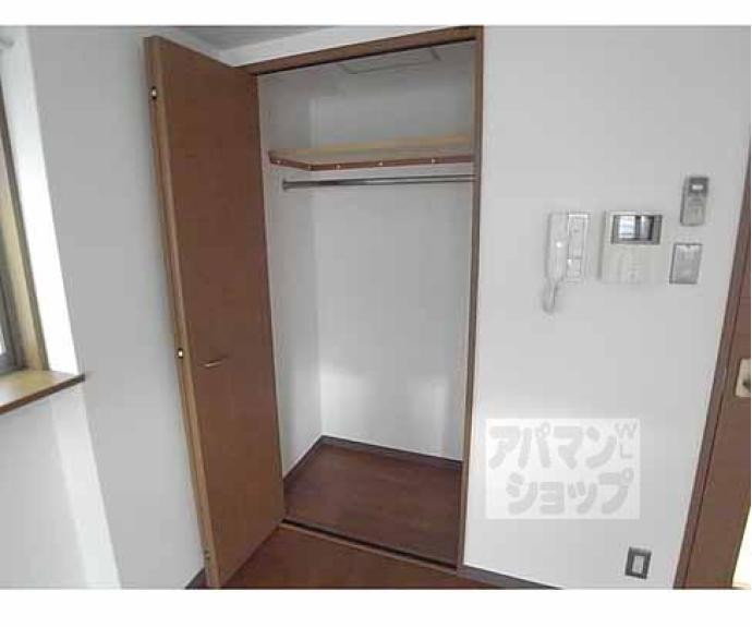 【リエゾン四条】間取