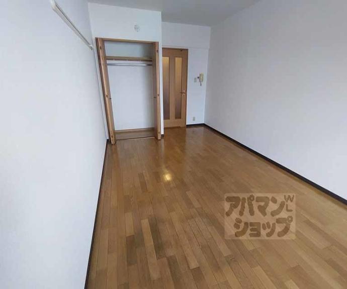 【ラジョーネ四条】間取