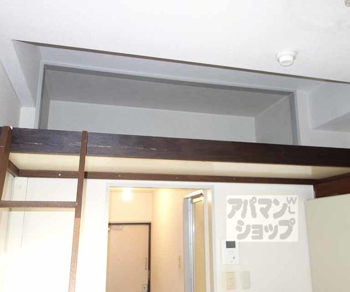 【ヤングヴィレッジ河原町】間取