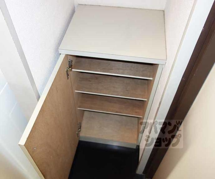 【ヤングヴィレッジ河原町】間取