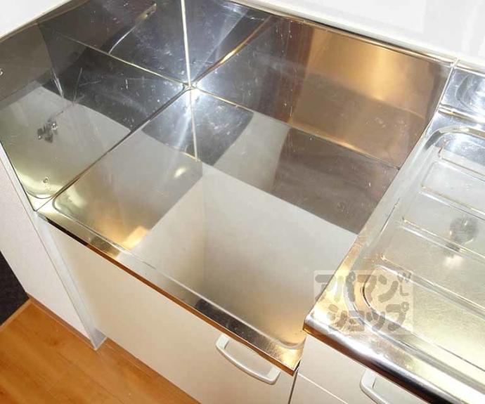 【七条西大路メゾン】間取