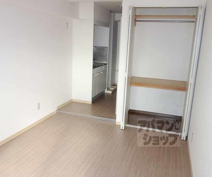 【ＫＯＧＡ　ＦＬＡＴⅡ】間取