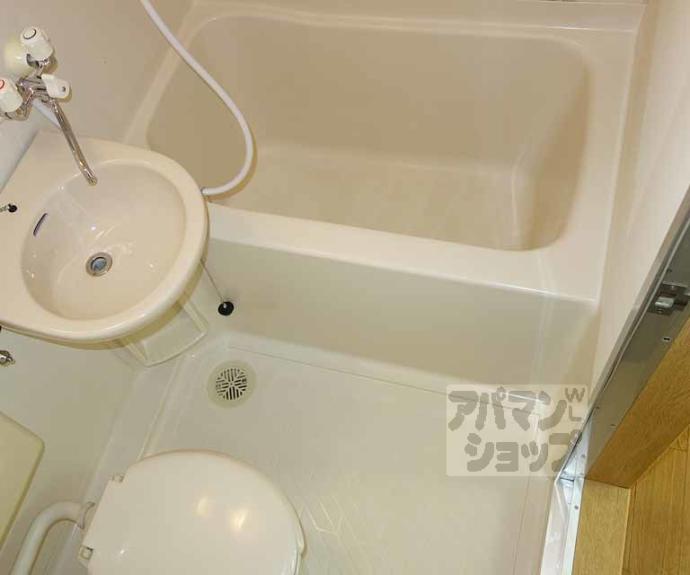 【第2ヌヴェールハイツ】間取