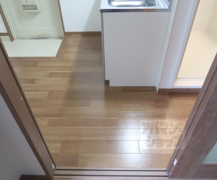 【ヌヴェールハイツ】