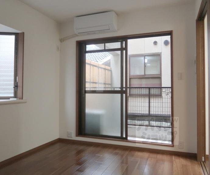 【ヌヴェールハイツ】