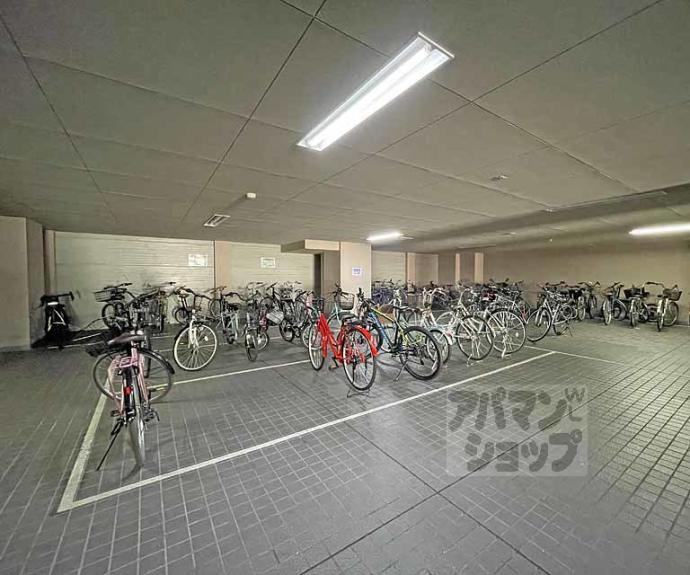 【Ｇｒａｎｄ　Ｅ’ｔｅｒｎａ京都】間取