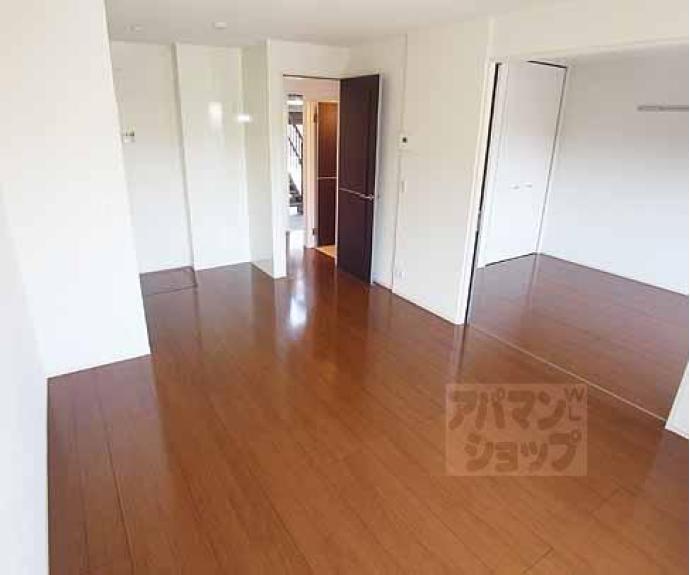 【ウエストビレッジ桃山】間取