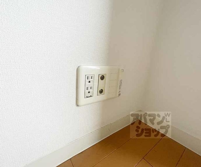 【プレサンスＮＥＯ京都烏丸】間取
