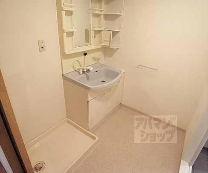 【グランドメゾン伏見桃山】間取