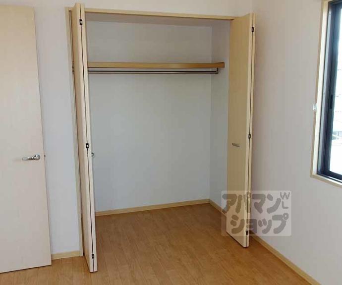 【アドラブール岩井】間取