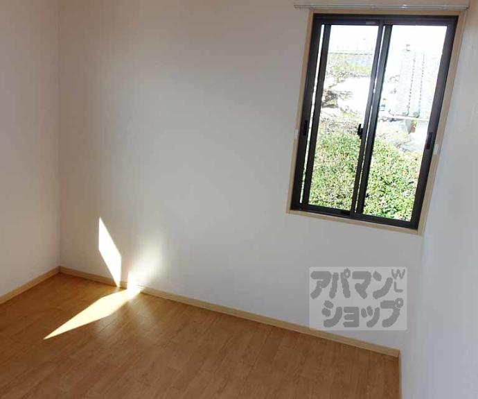 【アドラブール岩井】間取