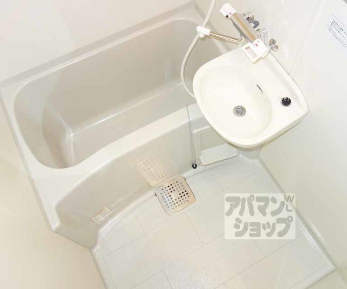 【富士ラビット七条館】間取