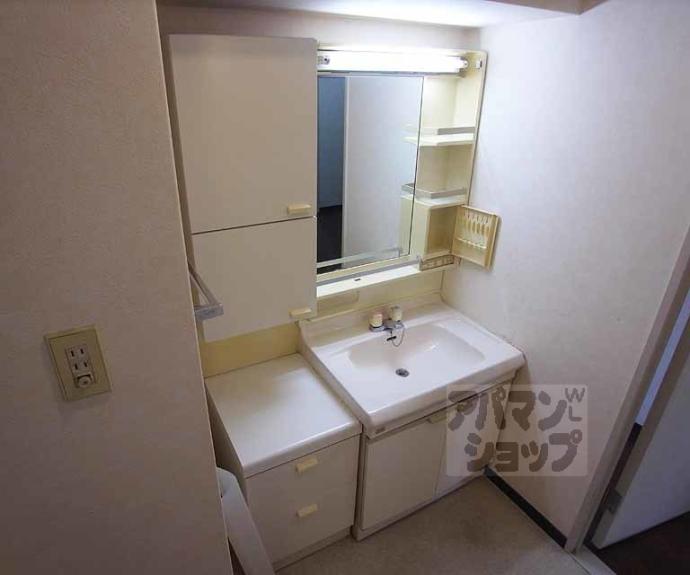 【サンセリテ伏見】間取