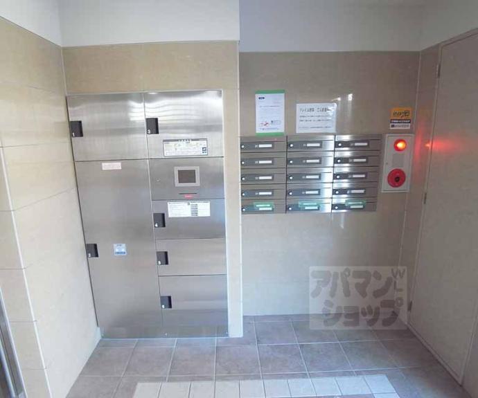 【ソレイユ深草】間取