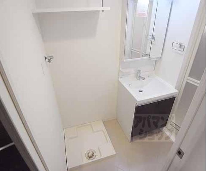 【ソレイユ深草】間取