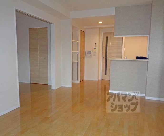 【ソレイユ深草】間取