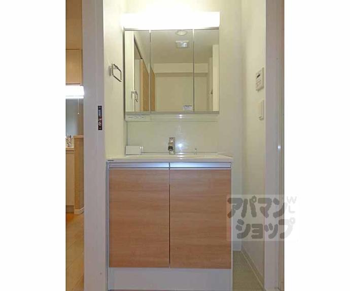 【ソレイユ深草】間取