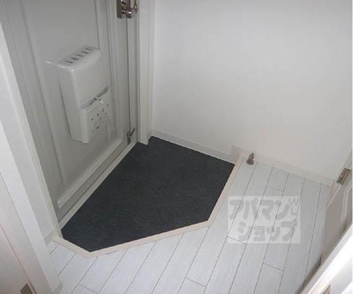 【ノースサイド西大路】間取