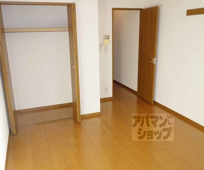【ラフィーネ九条】間取