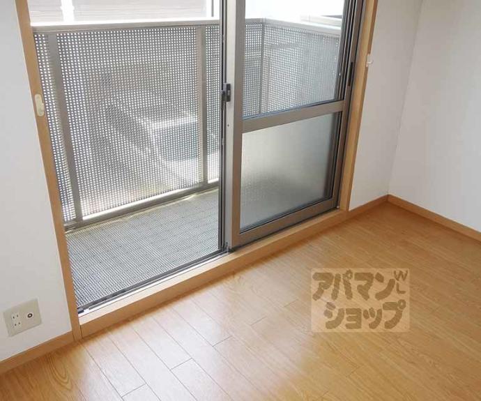 【ヴィラカンファーツリー】間取