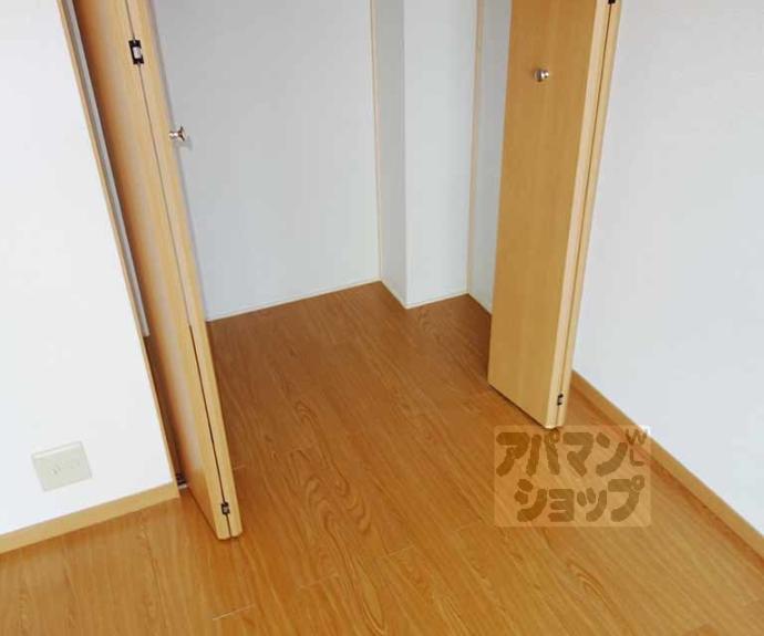 【ヴィラカンファーツリー】間取