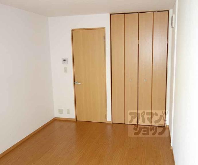 【ヴィラカンファーツリー】間取