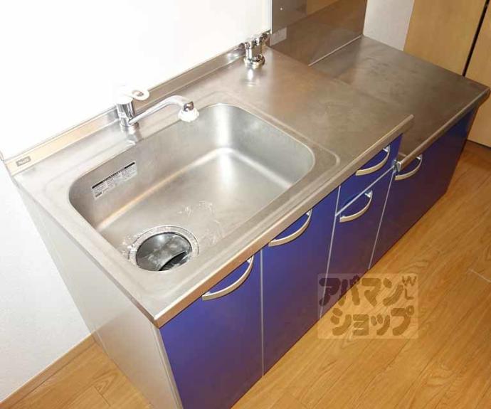 【ヴィラカンファーツリー】間取