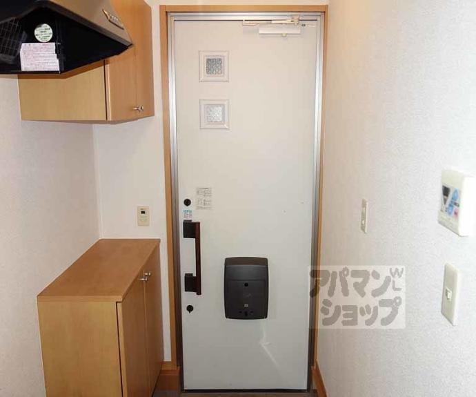 【ヴィラカンファーツリー】間取