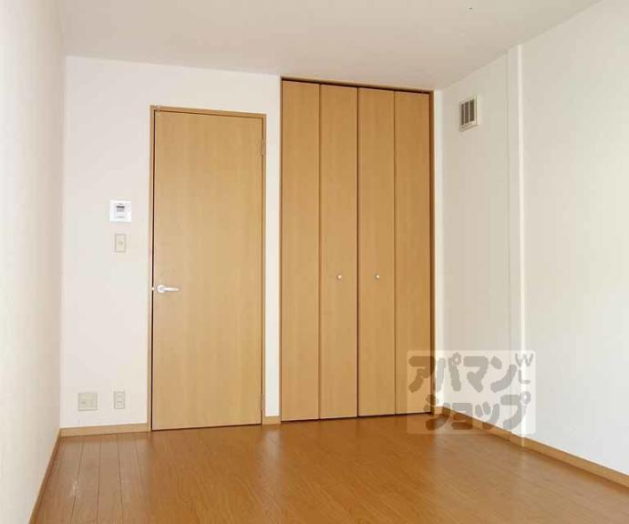 【ヴィラカンファーツリー】間取