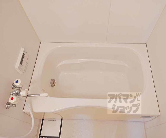 【プチ・シャトー伏見】間取