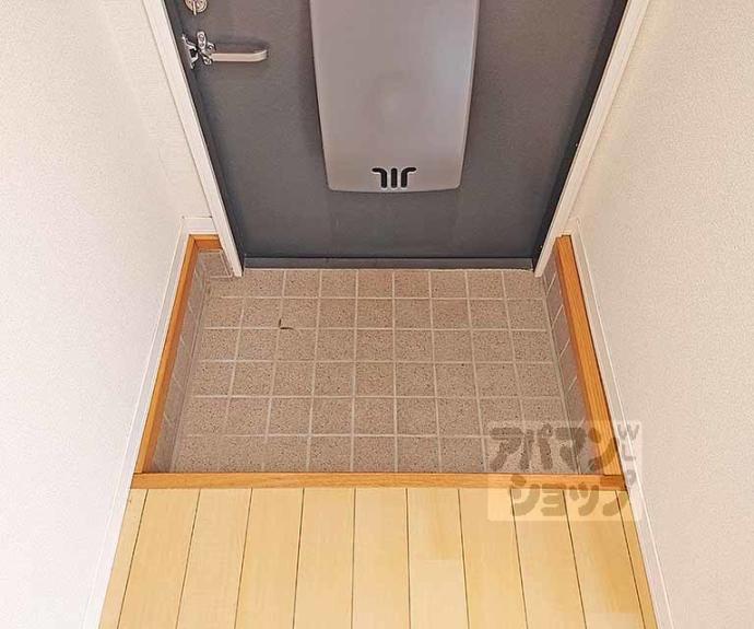 【プチ・シャトー伏見】間取