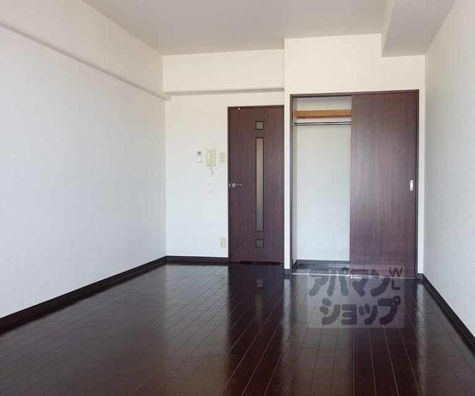 【プラネシア星の子山科三条】間取