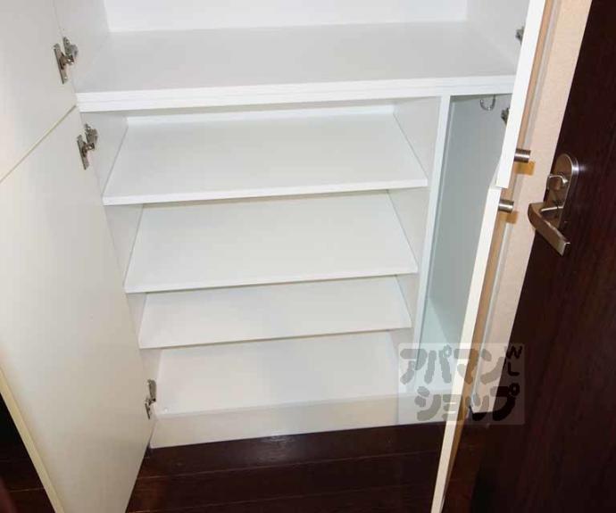 【プラネシア星の子山科三条】間取