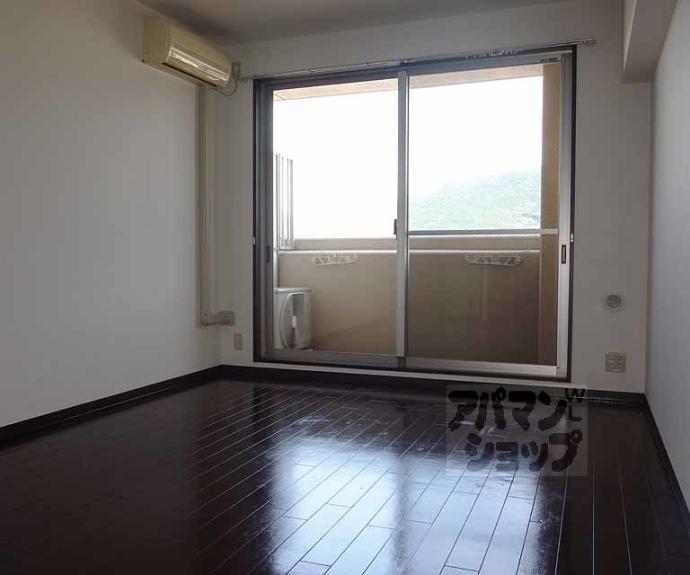 【プラネシア星の子山科三条】間取