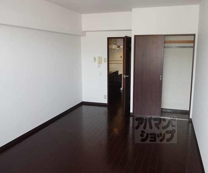 【プラネシア星の子山科三条】間取