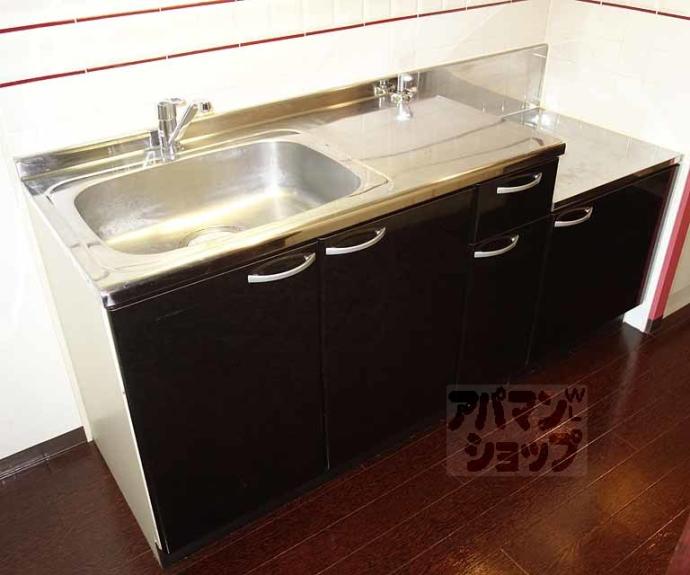 【プラネシア星の子山科三条】間取