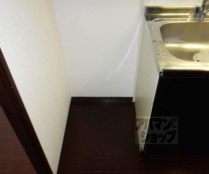 【プラネシア星の子山科三条】間取